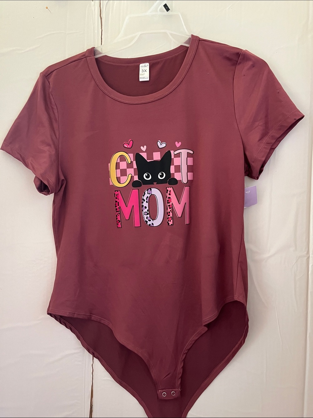Upcycled iron on graphics Just Be Mauve Short-Sleeve "Cat Mom" Graphic Top 3X